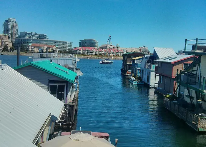 A Float Home B&B In Fisherman\'S Wharf