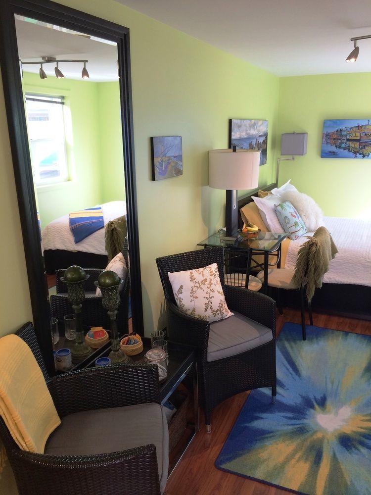 A Float Home B&B In Fisherman'S Wharf Bed & Breakfast 2*