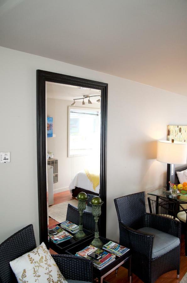 Bed & Breakfast A Float Home B&B In Fisherman'S Wharf Victoria