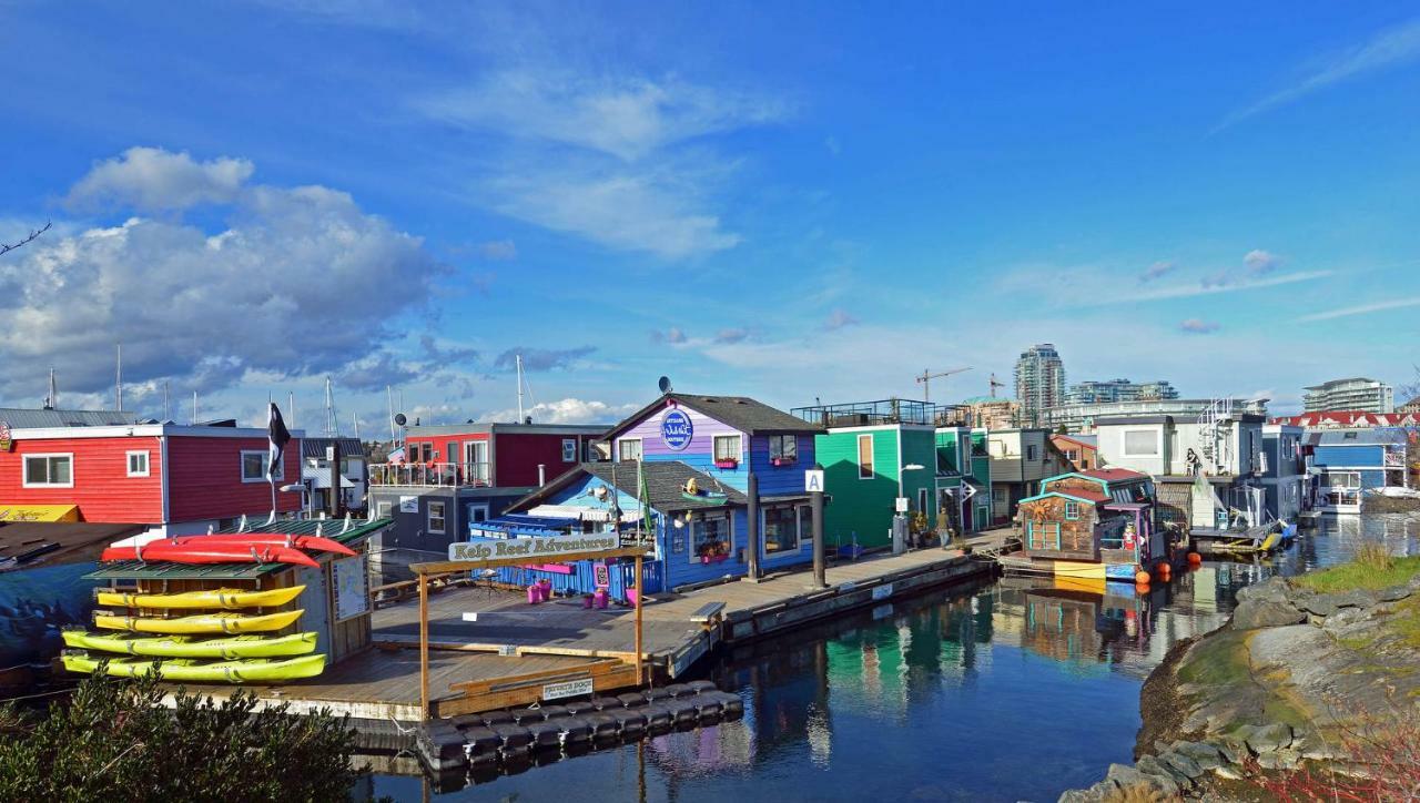 A Float Home B&B In Fisherman'S Wharf Bed & Breakfast